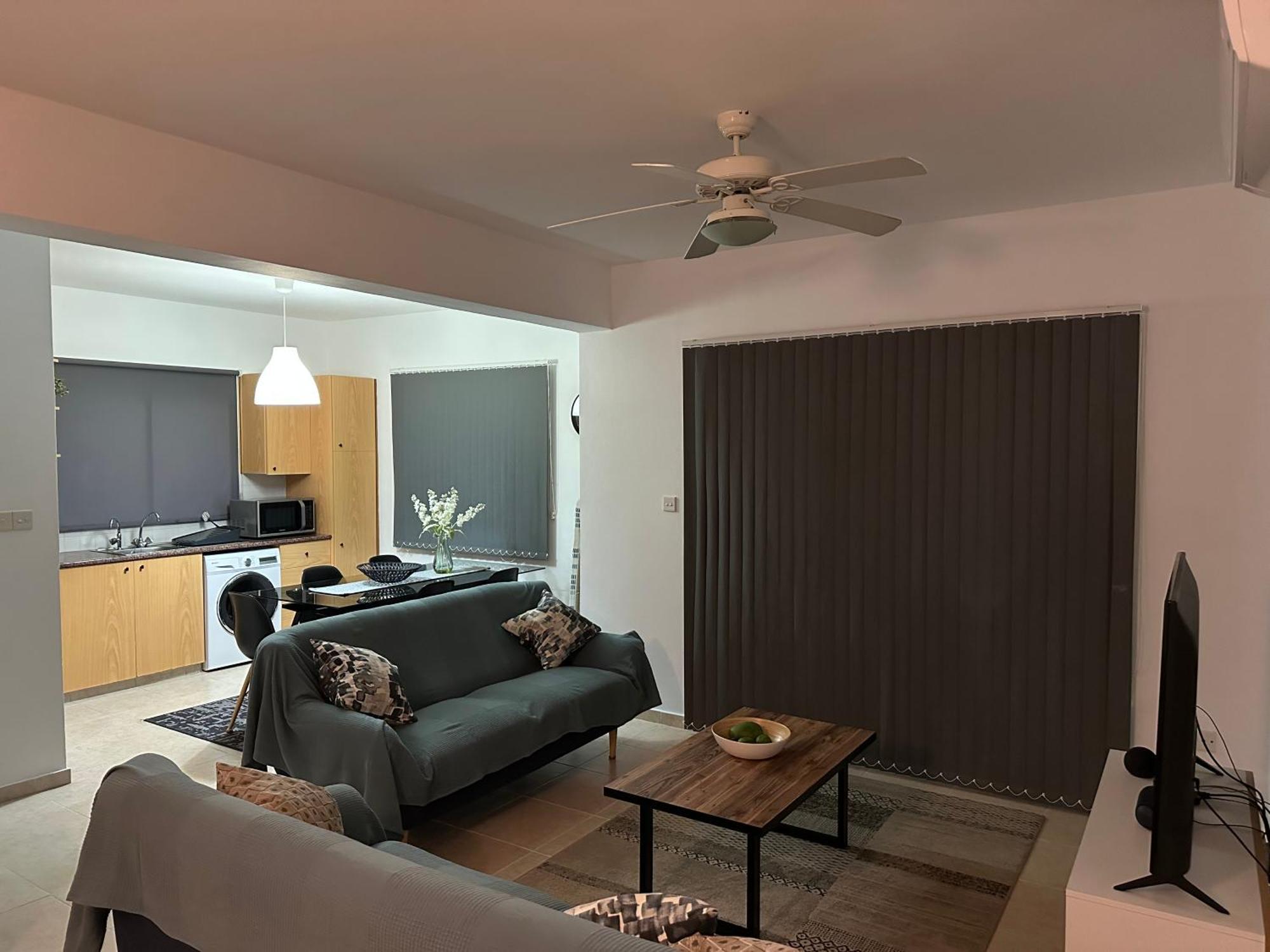 Sirena Sunrise, Apartment 4 Paphos ภายนอก รูปภาพ