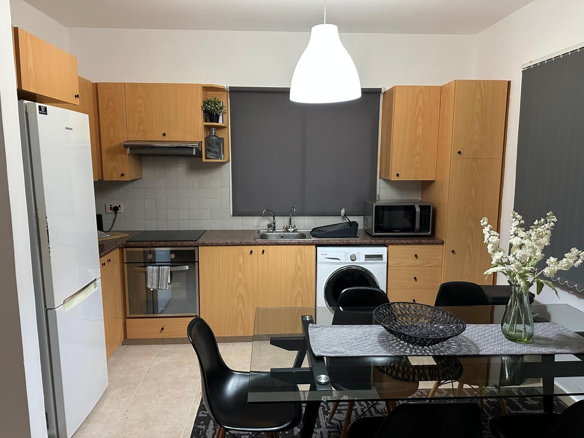 Sirena Sunrise, Apartment 4 Paphos ภายนอก รูปภาพ