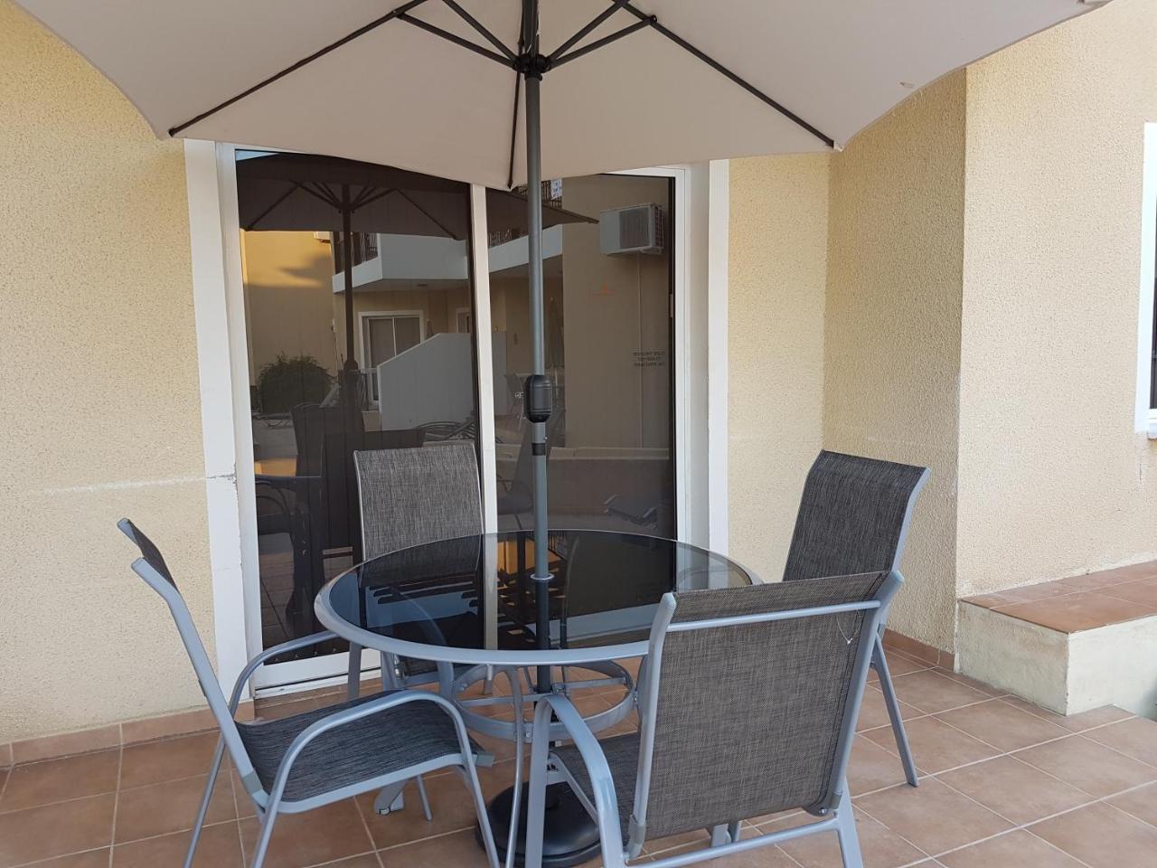 Sirena Sunrise, Apartment 4 Paphos ภายนอก รูปภาพ